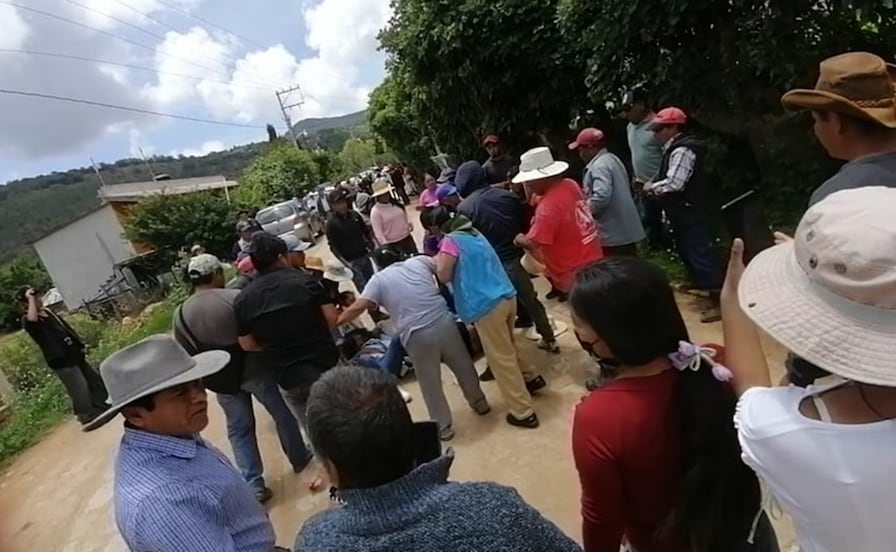 Acusan al edil de Santa María Apazco, Oaxaca, de agredir físicamente a mujeres indígenas de Llano de Sabino