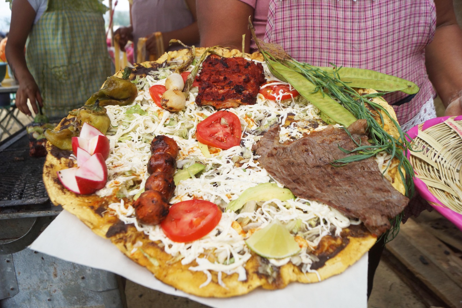 Tlayudas en Oaxaca. Foto: Edwin Hernández