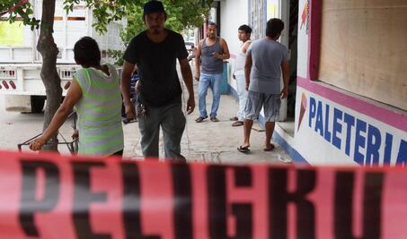 Al menos 79 personas se refugian en albergues de Huatulco tras sismo de 7.5