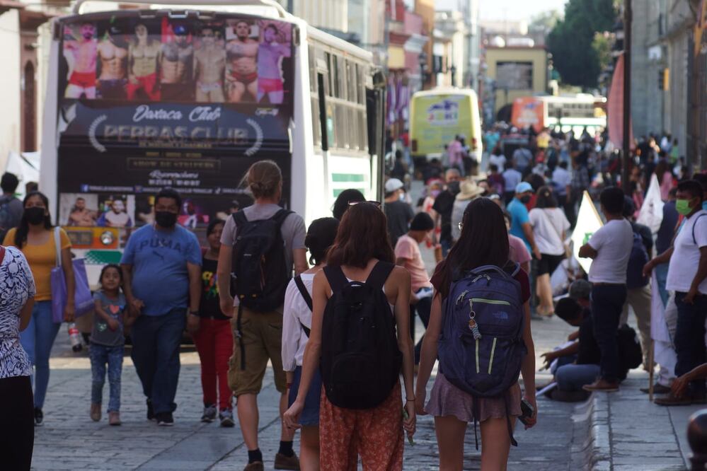 Confirman 25 nuevos casos de Covid-19 en Oaxaca; hay tres hospitales al 100% de su capacidad