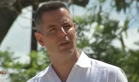 Cierra filas Murat con AMLO en banderazo del Transístmico; no es momento de mezquindades, dice