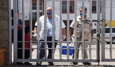 Advierte sindicato que vigilará que se respeten derechos laborales de personal de salud ante pandemia