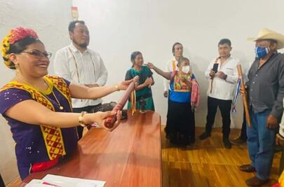 Asumen 28 mujeres como presidentas de municipios indígenas de Oaxaca; pide IEEPCO libertad de ejercicio