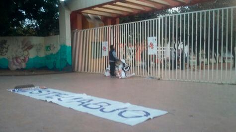 Sindicalistas de la UABJO se apoderan de instalaciones universitarias