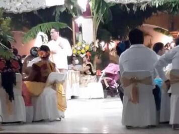 Señalan a edil de Tehuantepec por boda de su hermana con regidor de Turismo; hubo 300 invitados