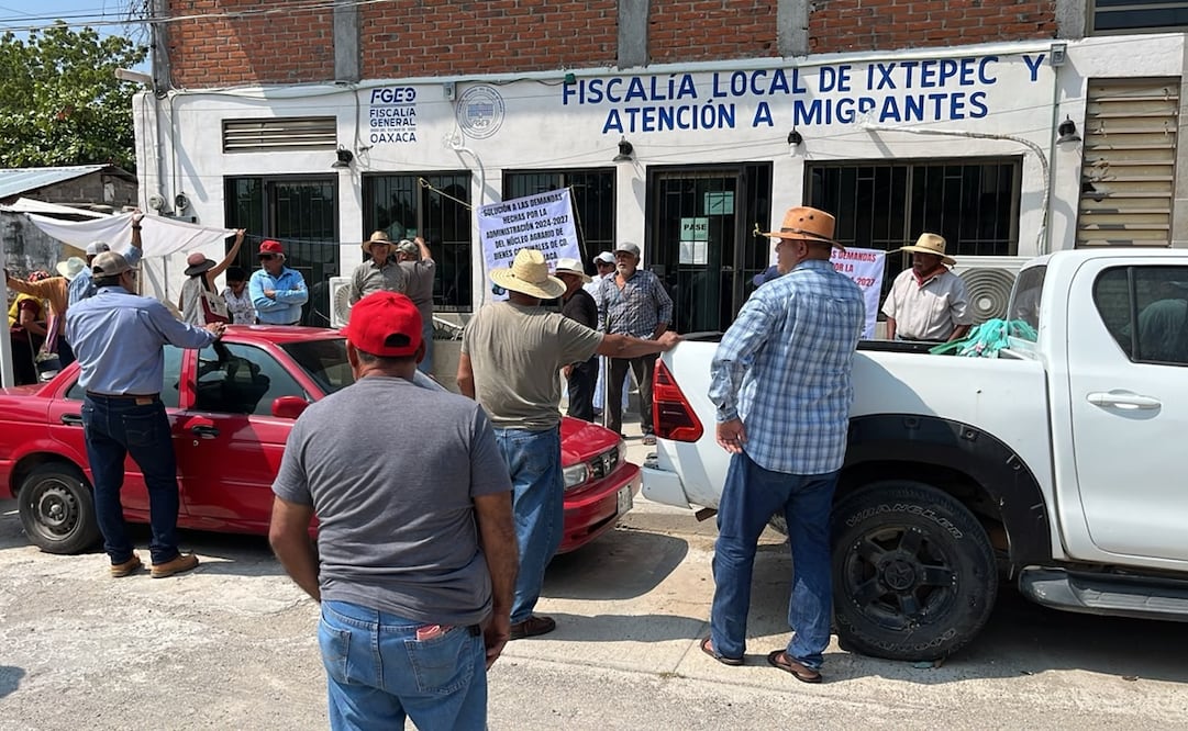 Comuneros de Ixtepec denuncian a sus exrepresentantes agrarios. Foto: Especial