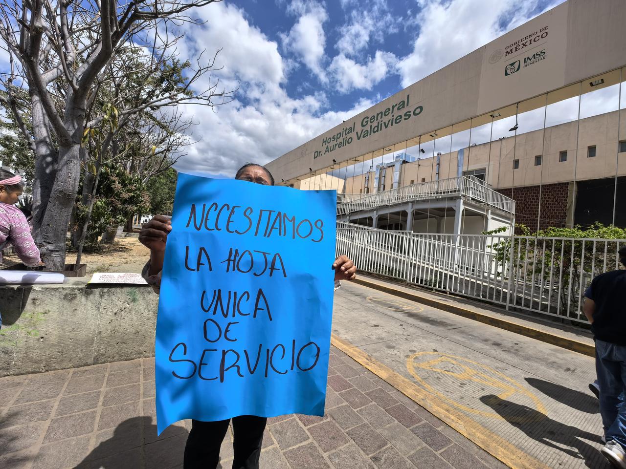 “Desorganización” del IMSS-Bienestar en Oaxaca obstaculiza jubilación de trabajadores