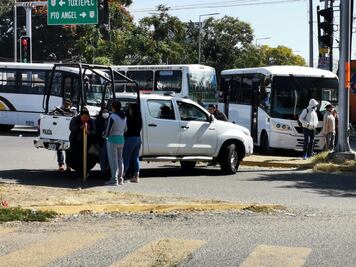 Exigen elecciones en San Sebastián Tutla; realizan bloqueos carreteros