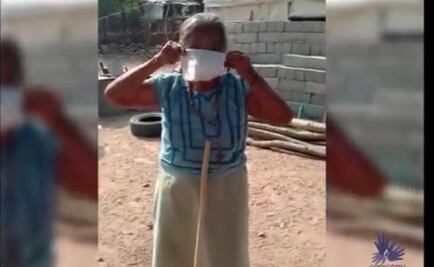Mujeres ikoots de San Dionisio del Mar fabrican y regalan cubrebocas a la comunidad