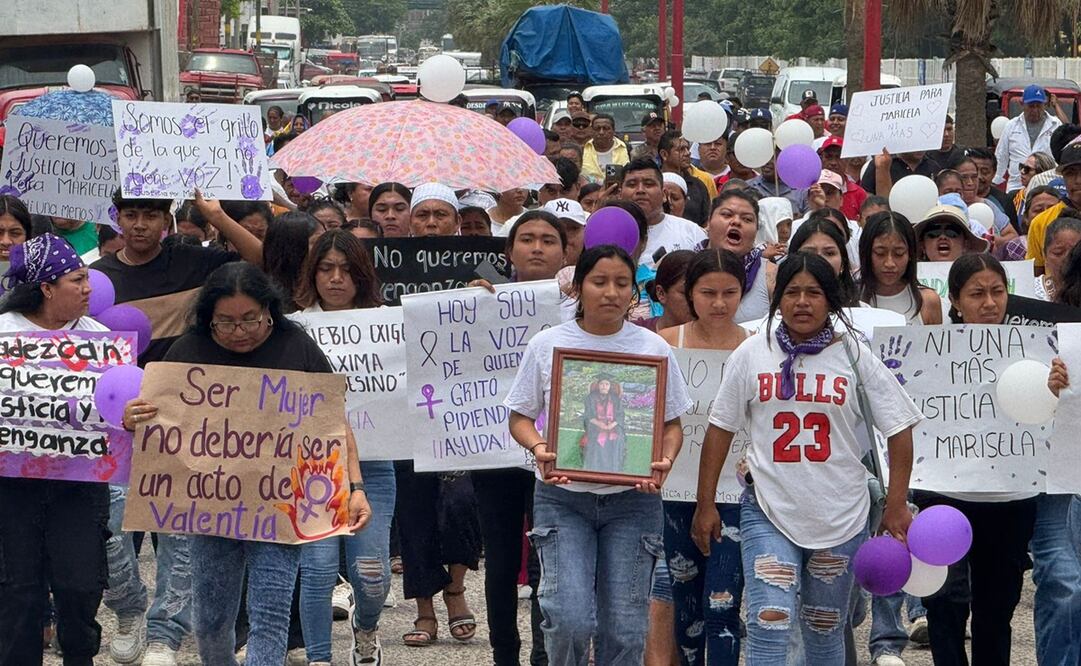 Marcha para exigir justicia por el feminicidio de Maricela en Juchitán, Oaxaca