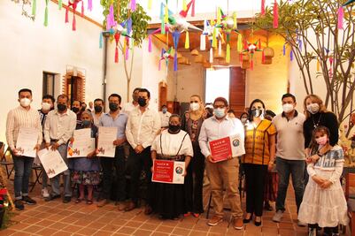 Galardonan a 17 artesanos oaxaqueños, ganadores del Concurso Estatal de Nacimientos