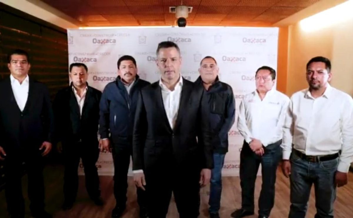 Tras 72 horas de protestas, informa Murat que municipio de Oaxaca de Juárez debe 200 mdp a trabajadores