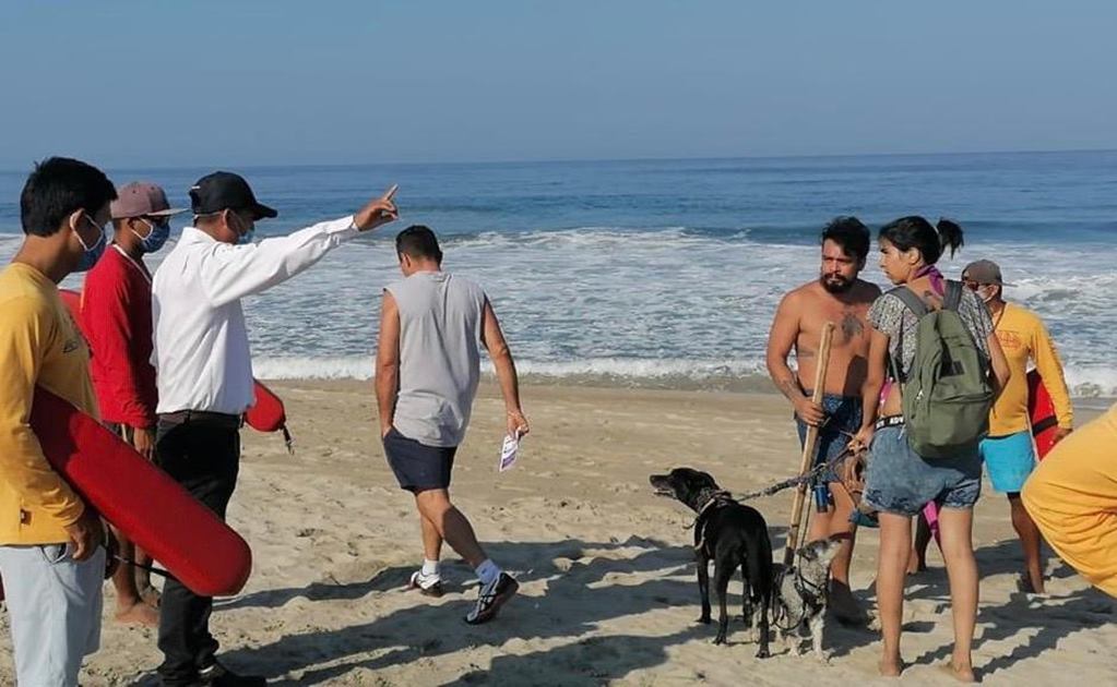 Realizan operativo en Zicatela; decomisan tablas a surfistas que violaron restricciones por Covid-19
