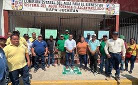 Trabajadores toman instalaciones de la Comisión Estatal del Agua; exigen aumento salarial