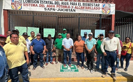 Trabajadores toman instalaciones de la Comisión Estatal del Agua; exigen aumento salarial
