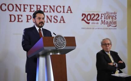 Presentan convocatoria para contratar a 13 mil 765 médicos especialistas