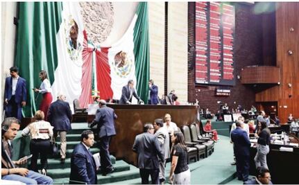 Eliminan casi 3 mil plazas de “aviadores” en San Lázaro