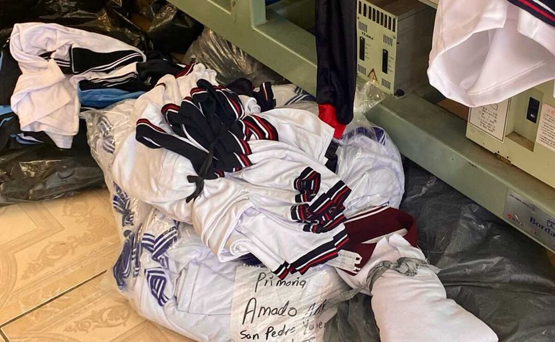 Faltan 7 mil 500 alumnos por recibir uniformes en la Cuenca de Oaxaca, alertan docentes. Foto: Fernando Miranda