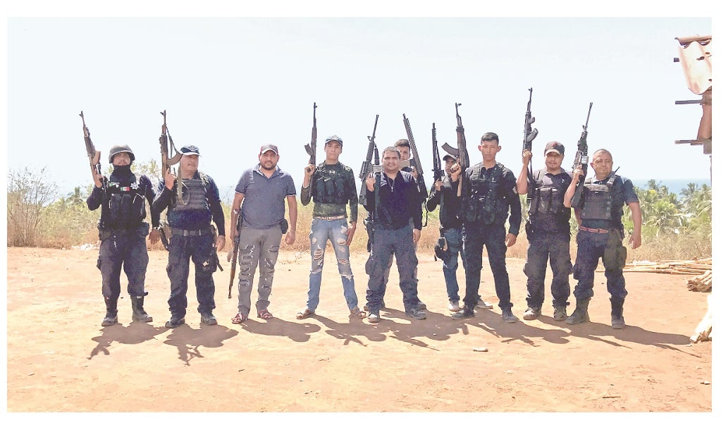 Tres grupos, lo que queda de las autodefensas de Michoacán