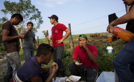 SRE firma convenio para apoyar a migrantes en EU