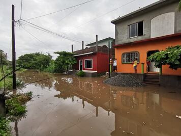 Reanudan actividades escolares en el Istmo tras lluvias intensas