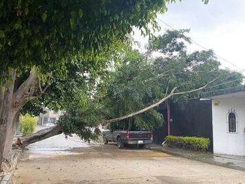 Alertan tormentas, inundaciones y actividad eléctrica en 4 regiones de Oaxaca