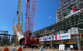 Coquizadora de Salina Cruz, cifras de Pemex y Sheinbaum se contradicen sobre avance de la obra 