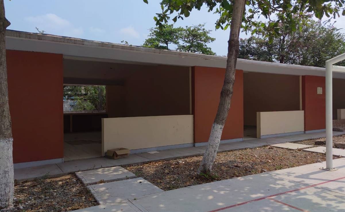 A cinco años del terremoto 7S, exigen a empresa concluir obras en 5 aulas de primaria de Juchitán, Oaxaca