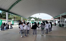 Detienen a presuntos vendedores de narcóticos en bachillerato de Santo Tomas Ocotepec, Oaxaca