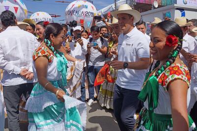 Inauguran Feria Internacional del Mezcal con la participación de 142 expositores