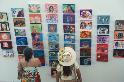 Exponen en Congreso de Oaxaca “Identidades Femeninas, entre Puentes de Liberación”, con obras de mujeres presas