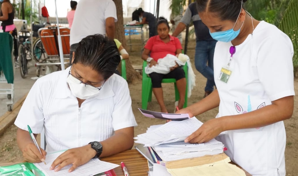 Sube a 5 muertos saldo del sismo en Oaxaca; evacuan hospitales de la Costa