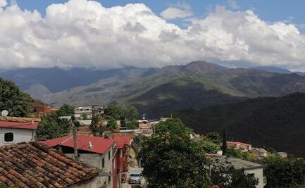 Vuelve fiesta patronal a Yalálag, comunidad zapoteca de Oaxaca; uso de cubrebocas es obligatorio