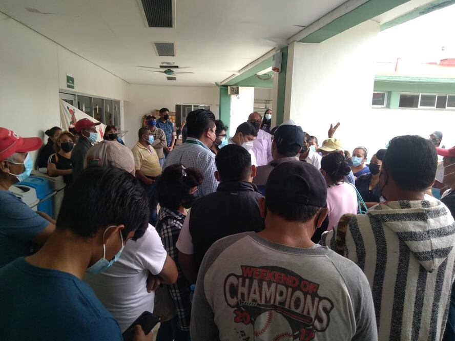 Tras protestas, promete IMSS Oaxaca investigar muerte de recién nacido en hospital de Matías Romero. Foto: Especial