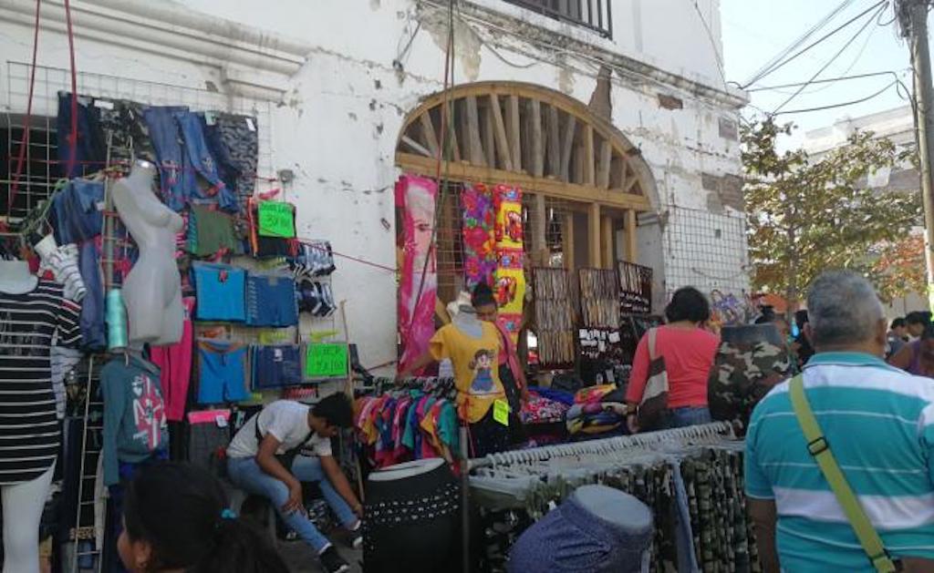 Reconstruirán mercado de Juchitán dañado por sismo