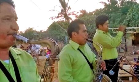 Músicos juchitecos reviven melodías tras sismo del 7-S