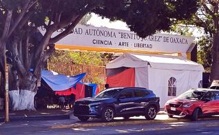 STEUABJO entra a su segunda semana de huelga general; aumento salarial y prestaciones, entre principales demandas