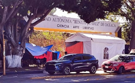 STEUABJO entra a su segunda semana de huelga general; aumento salarial y prestaciones, entre principales demandas