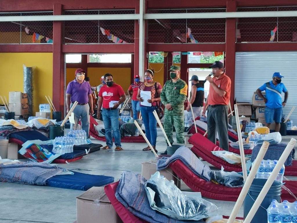Después de 52 días, Sedena entrega apoyos a damnificados por ...