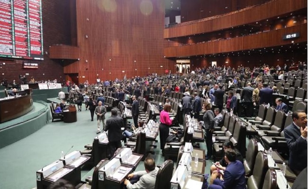 PT alista iniciativa para eliminar la reforma educativa