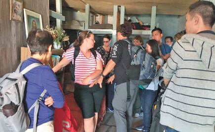Turistas pagan para ver cómo viven migrantes en refugio de Tijuana