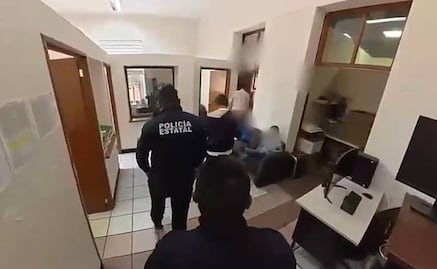 Presentan ante el MP al edil de Mitla y mandos policiacos por agresión armada contra maestros de la Sección 22 del SNTE