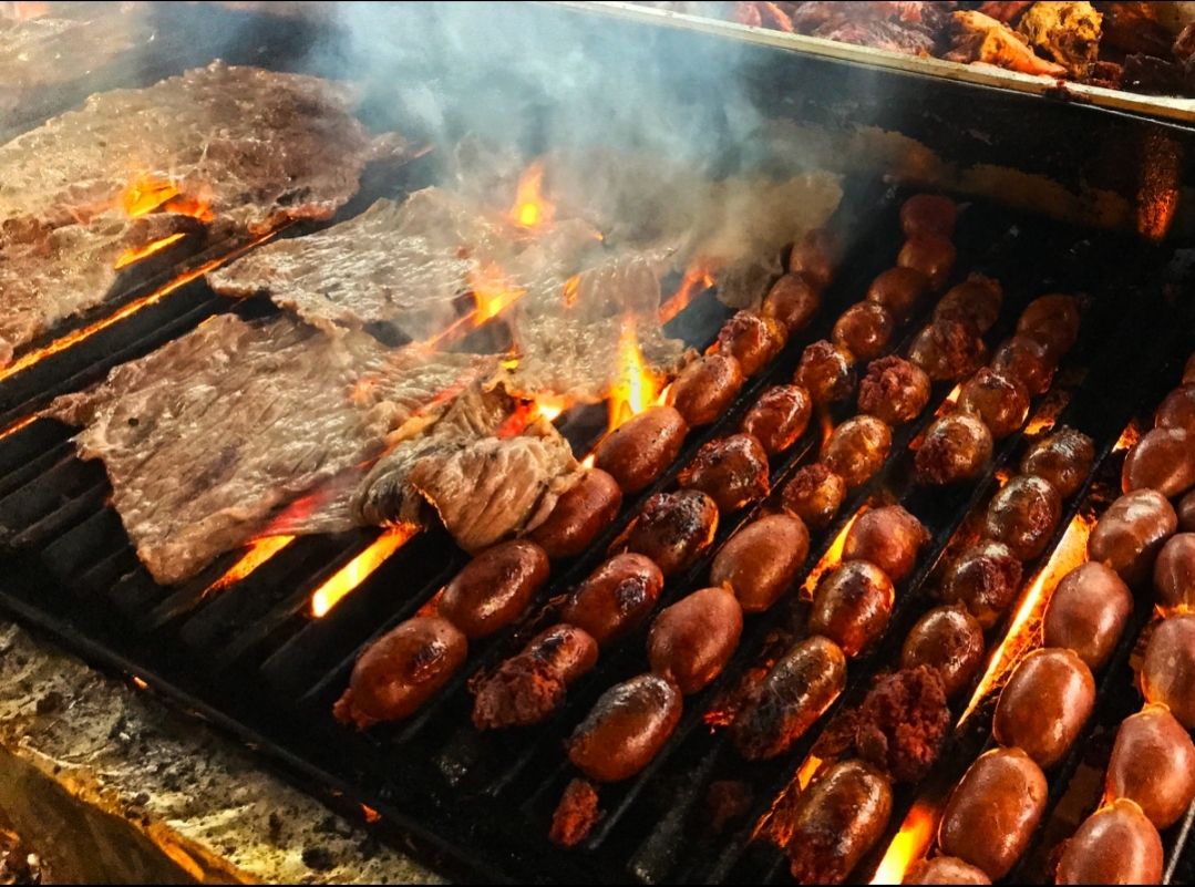 Chorizo oaxaqueño: sabor, tradición e identidad. Foto: Facebook Oaxaca Tierra del Sol.