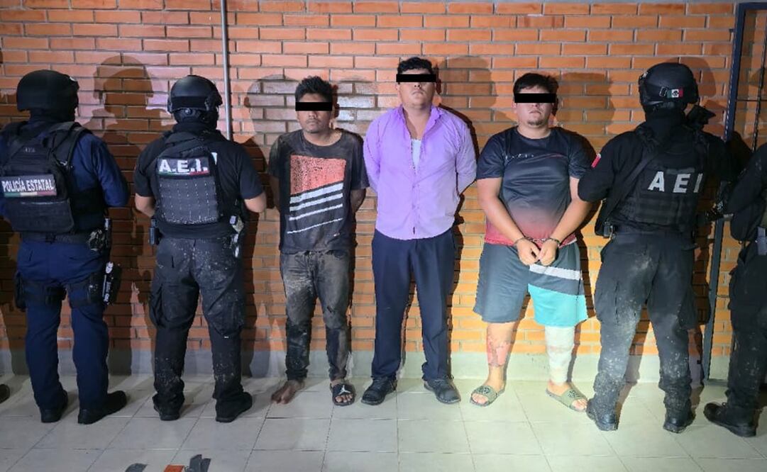 Detienen a 4 presuntos implicados en los incendios causados en tiendas en Juchitán, Oaxaca. Foto: Especial