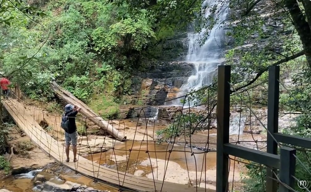 Cascada La Reina en el Centro Ecoturístico Cuatro Venados, Oaxaca. Foto: YouTube@MelyMelonTravel.