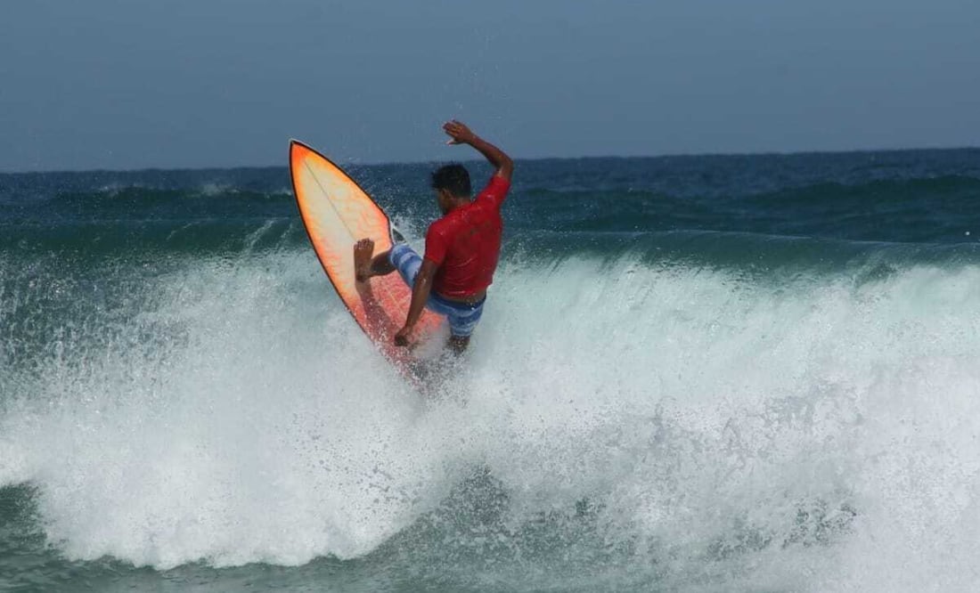 Suma Selección Oaxaqueña de Surfing nueve medallas en Juegos Nacionales Conade 2022. Foto: Especial
