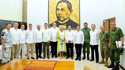 Participa Murat en reunión de gobernadores del sureste, buscan migración "ordenada"