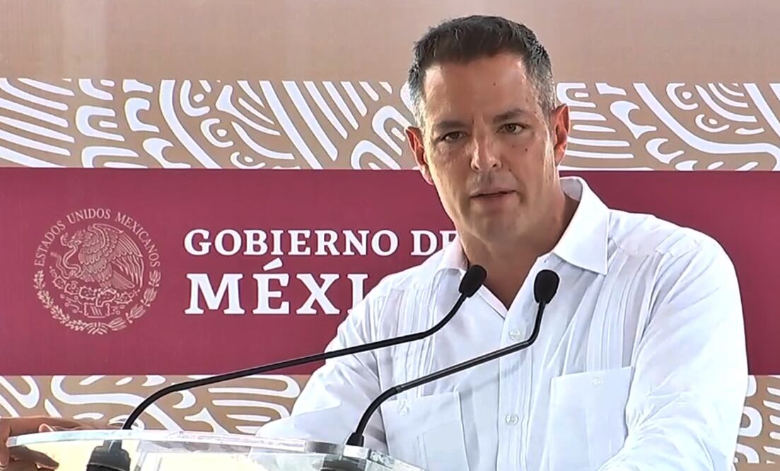 Murat dijo que “hoy está haciéndose la obra que durante años, muchos nos platicaron, pero se quedaron en palabras y para Oaxaca es un privilegio y una gran oportunidad”. Foto: especial