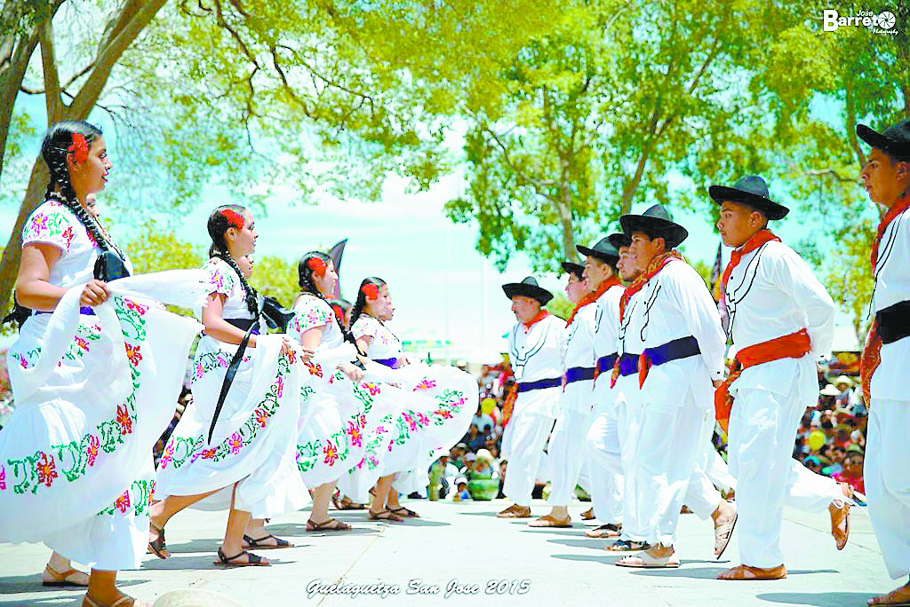 Desde hace 10 años, California se vuelve Oaxaca por un día gracias a la Guelaguetza