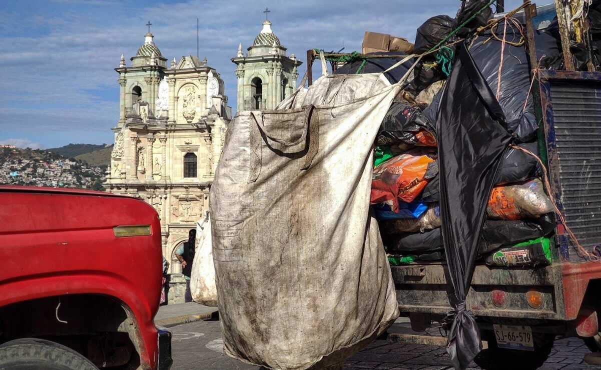 La ciudad de Oaxaca suspende temporalmente la recolección de residuos sólidos. Foto: Mario Arturo Martínez
